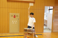 ２